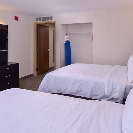 Holiday Inn Express Hotel & Suites Southfield - Detroit, An Ihg Hotel Extérieur photo