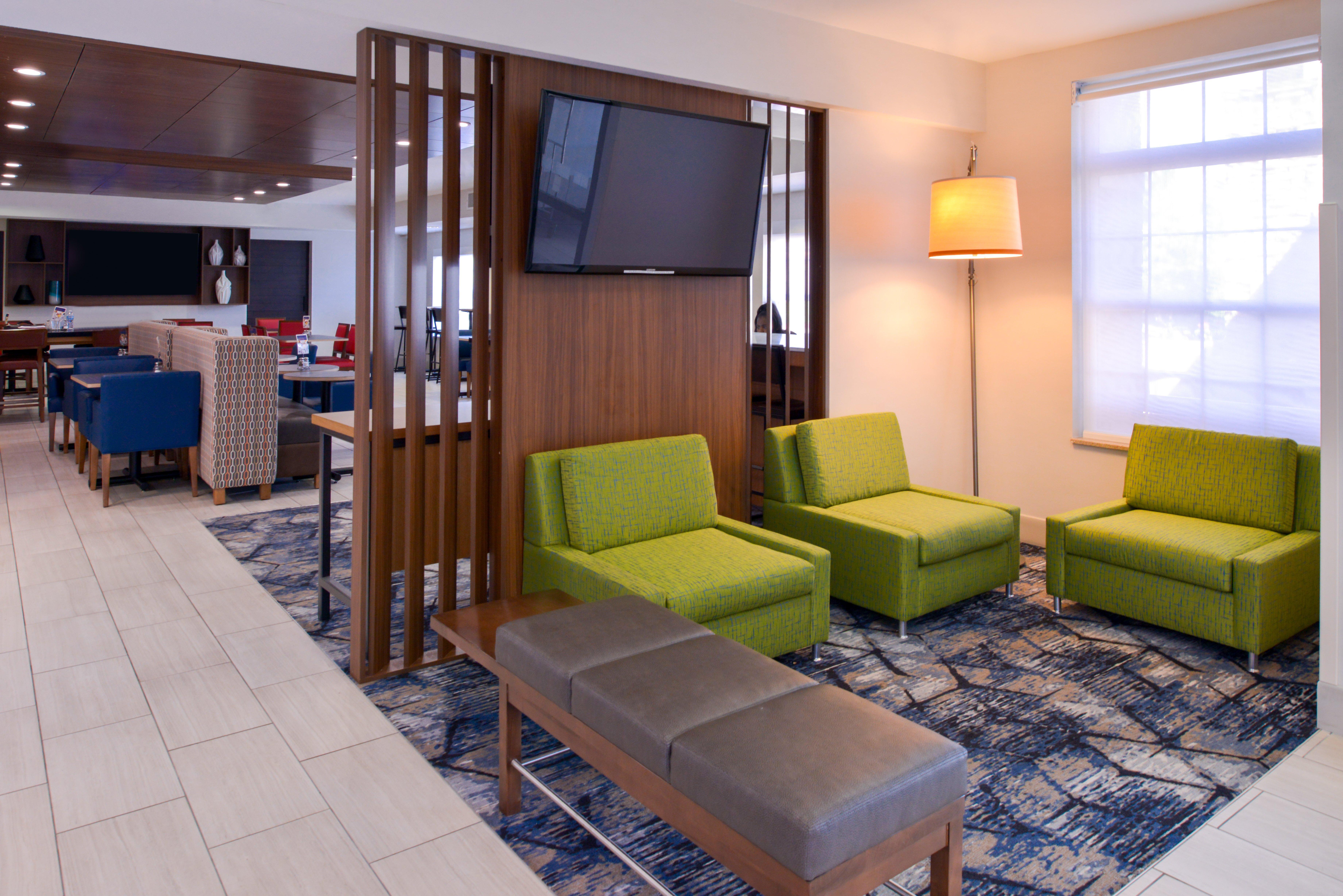 Holiday Inn Express Hotel & Suites Southfield - Detroit, An Ihg Hotel Extérieur photo