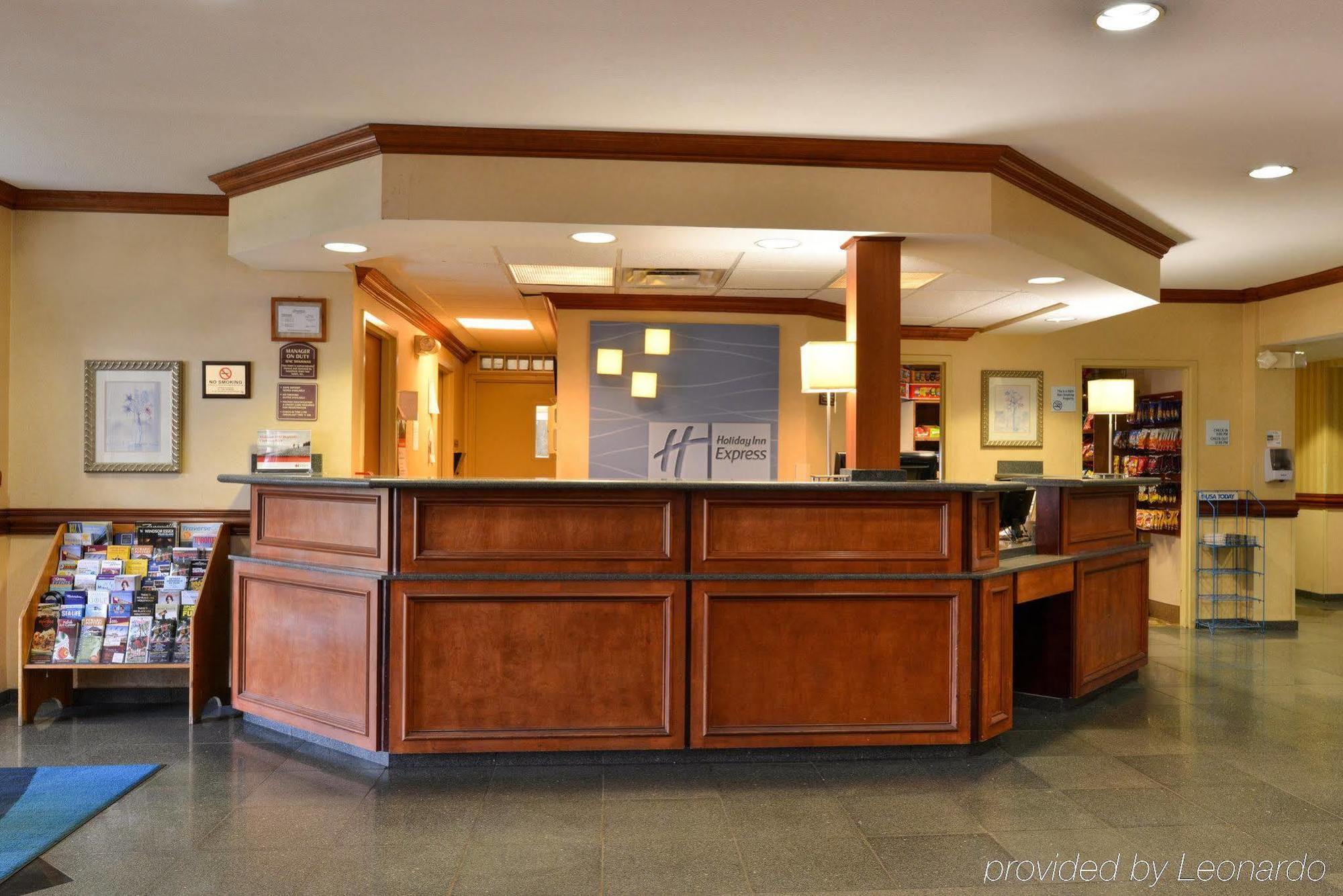 Holiday Inn Express Hotel & Suites Southfield - Detroit, An Ihg Hotel Extérieur photo