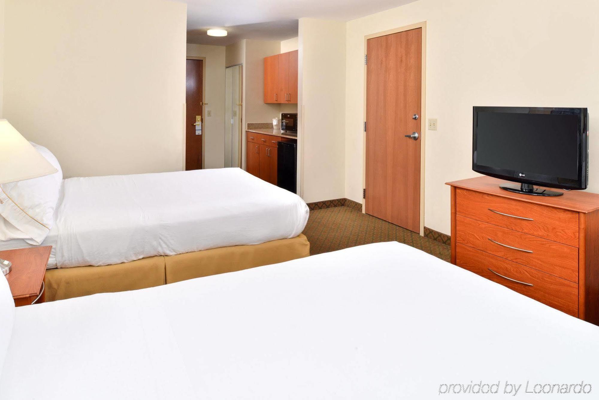 Holiday Inn Express Hotel & Suites Southfield - Detroit, An Ihg Hotel Extérieur photo