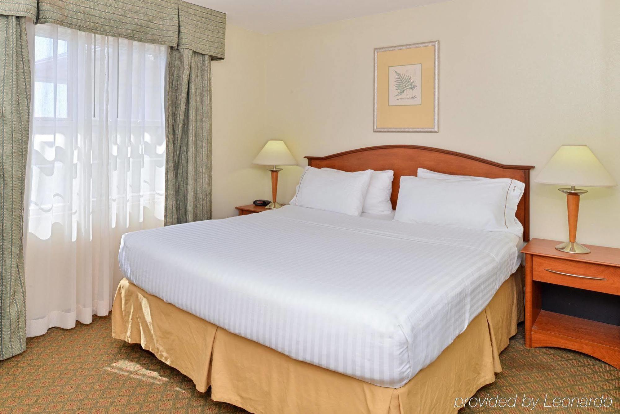 Holiday Inn Express Hotel & Suites Southfield - Detroit, An Ihg Hotel Extérieur photo