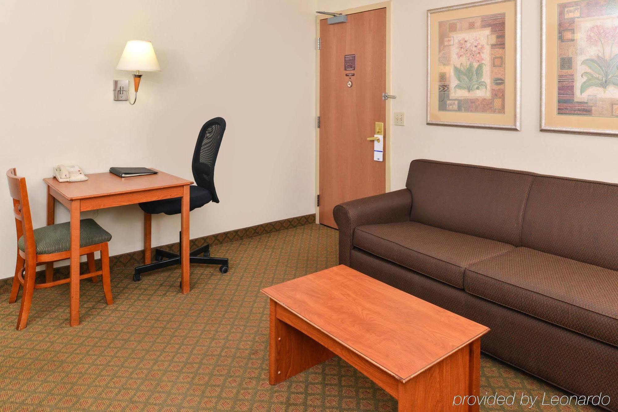 Holiday Inn Express Hotel & Suites Southfield - Detroit, An Ihg Hotel Extérieur photo